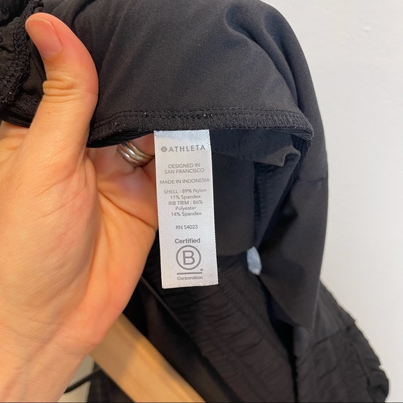 ATHLETA- Textured Brooklyn Jogger Black - Picture 7 of 9